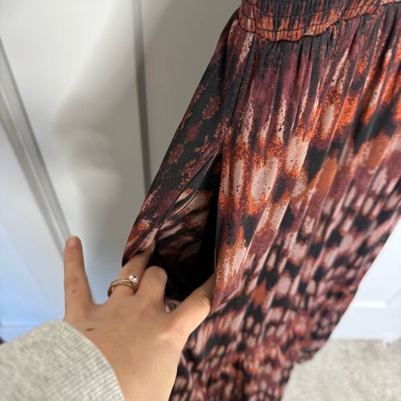 Evereve Greta Midi Smocked High Neck Mesh Printed Dress Size Small - Picture 5 of 7